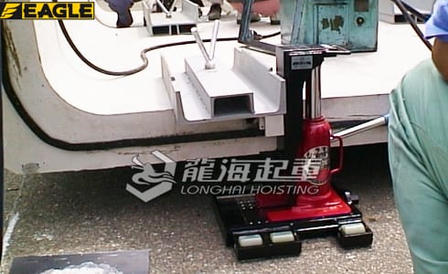 EAGLE JACK FR-TL帶滑動(dòng)輪爪式千斤頂案例圖一